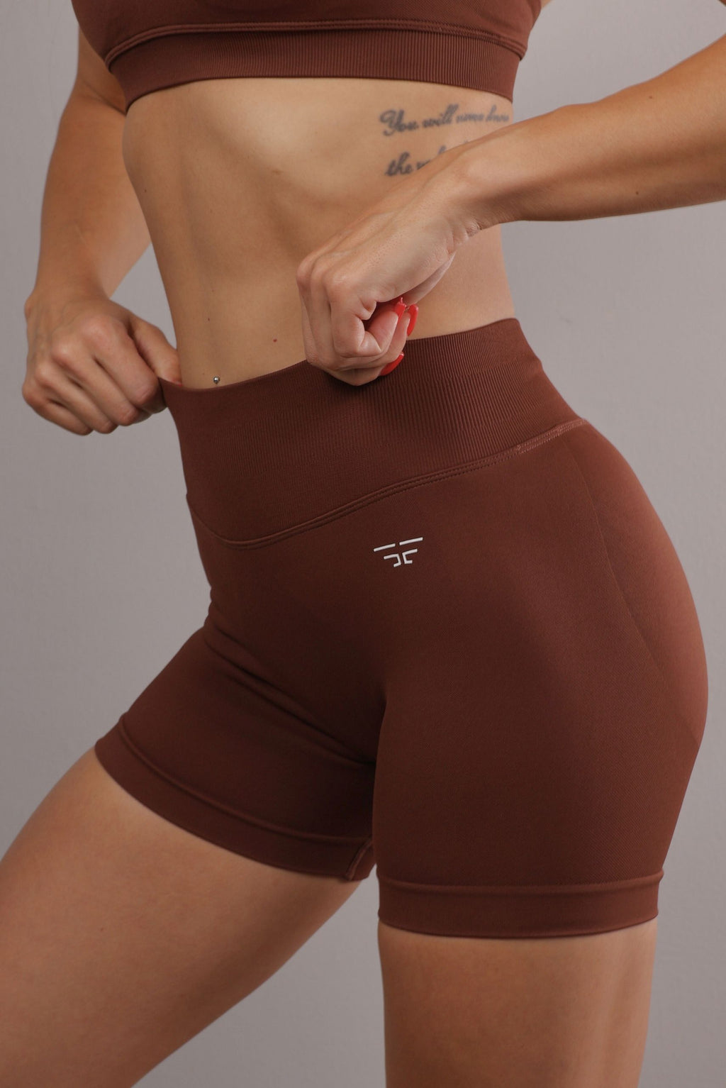 Elevate Mid-Rise Shorts