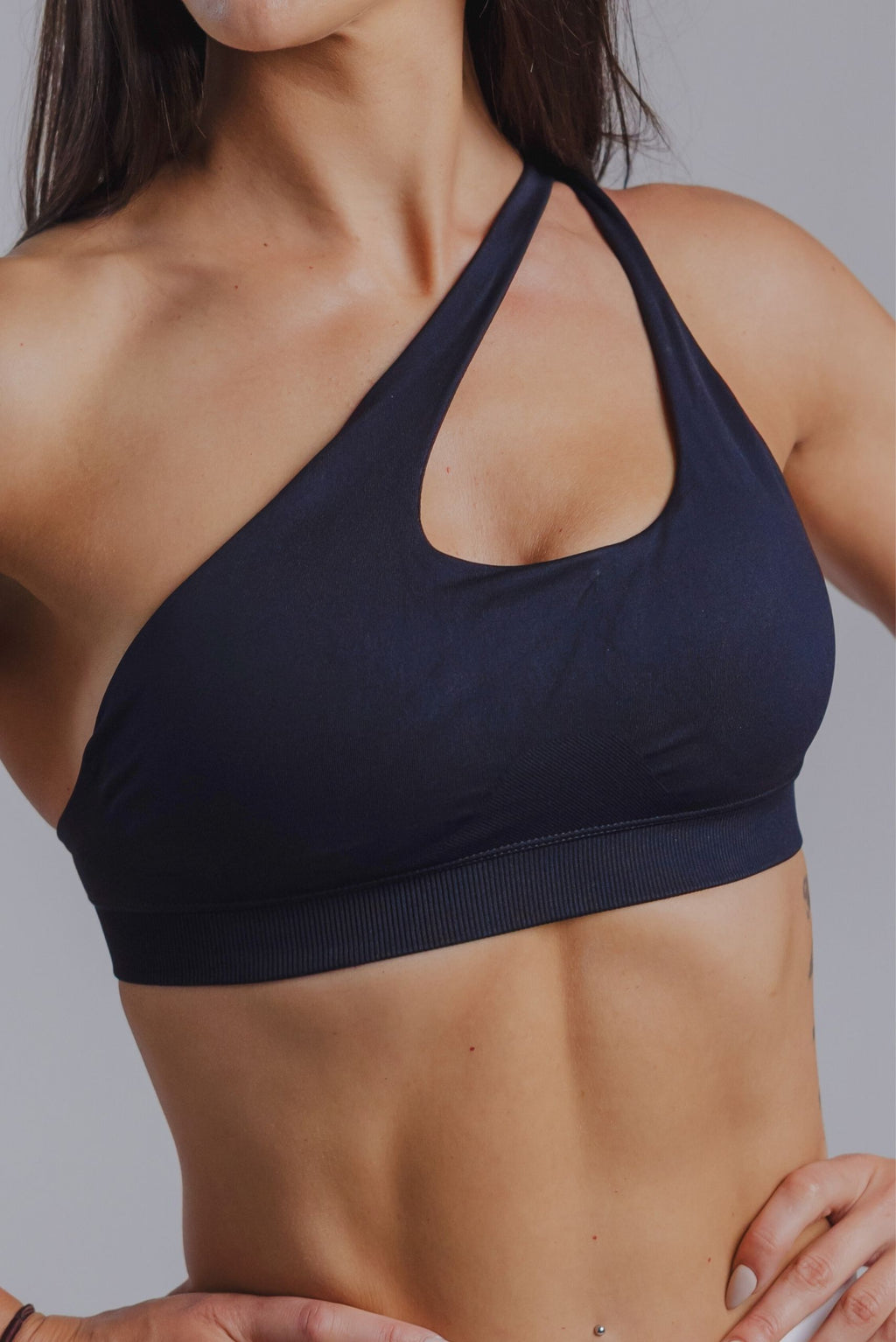 Emerge Cross Sports Bra - Black - Clearance